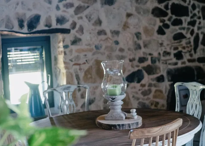 Serra 1786 Farmház