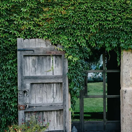 Serra 1786 Farm stay *