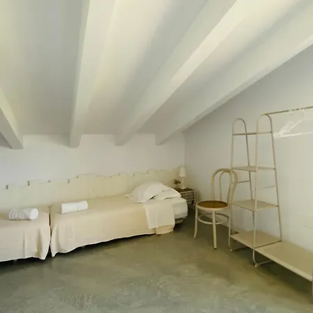 Serra 1786 Farm stay
