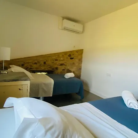 Serra 1786 Farm stay *