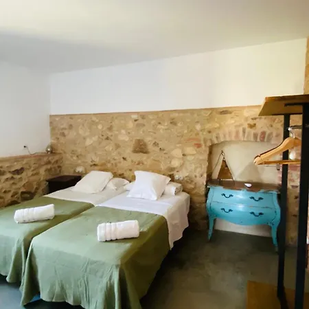 Farm stay Serra 1786 Llagostera